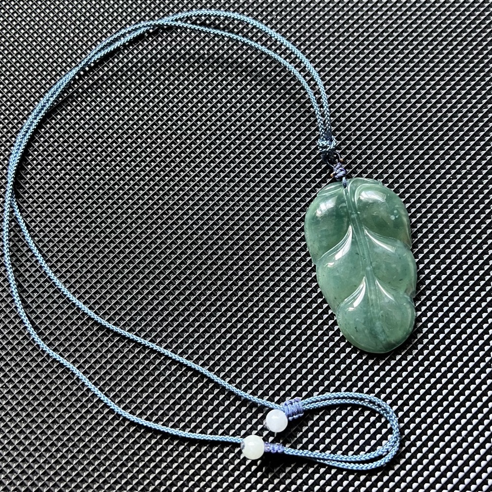 💚💯AUTHENTIC Jade Leaf Pendant Necklace green - Picture 10 of 14